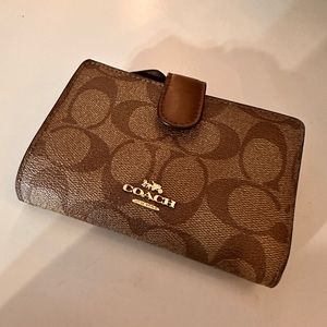 COPY - Coach Wallet
